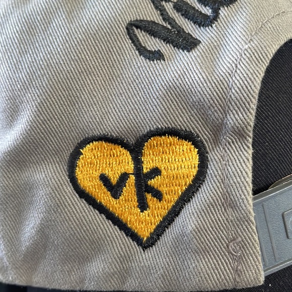 Vidakush grey flat brim SnapBack - Picture 2 of 4